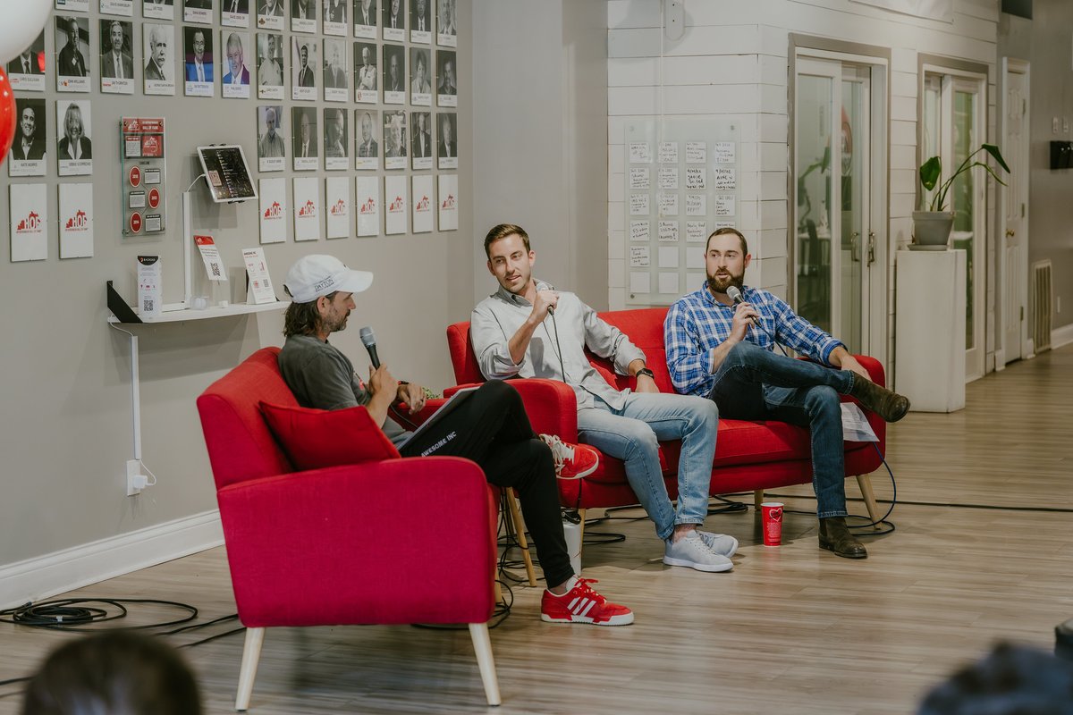 Awesome Inc tweet media