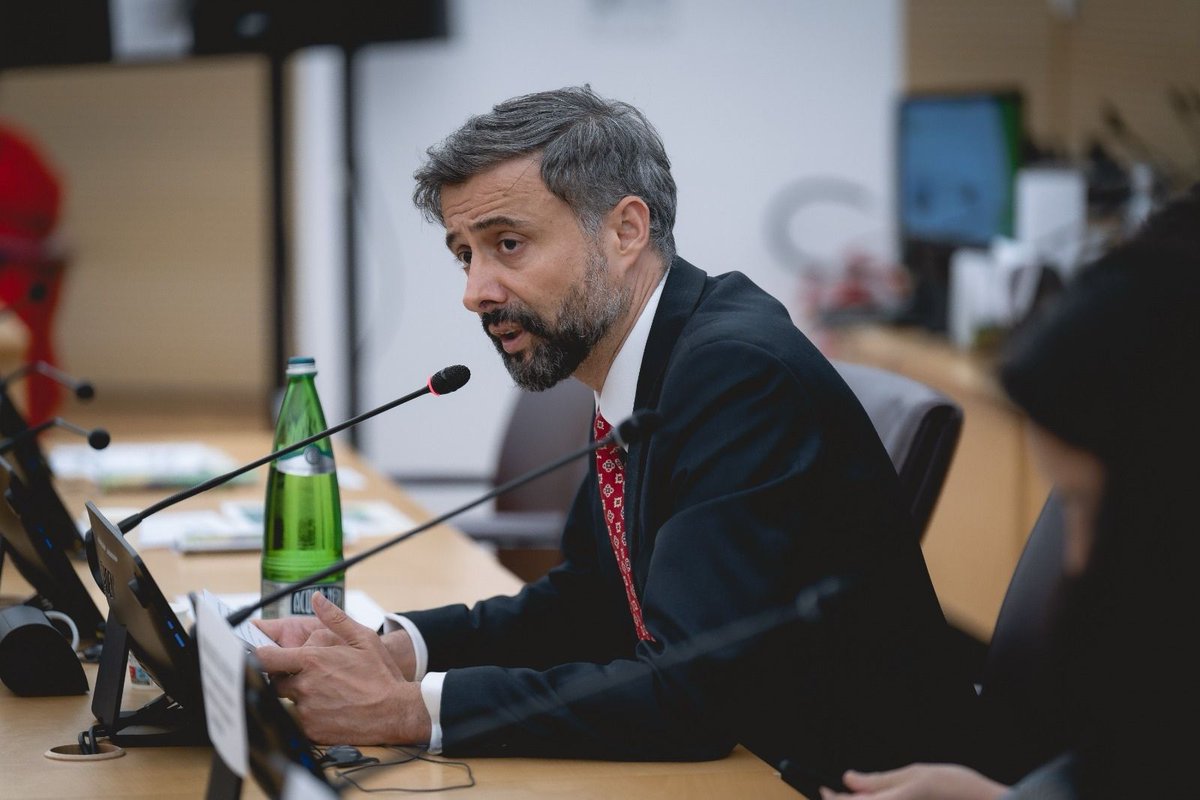 Alvaro Lario tweet media