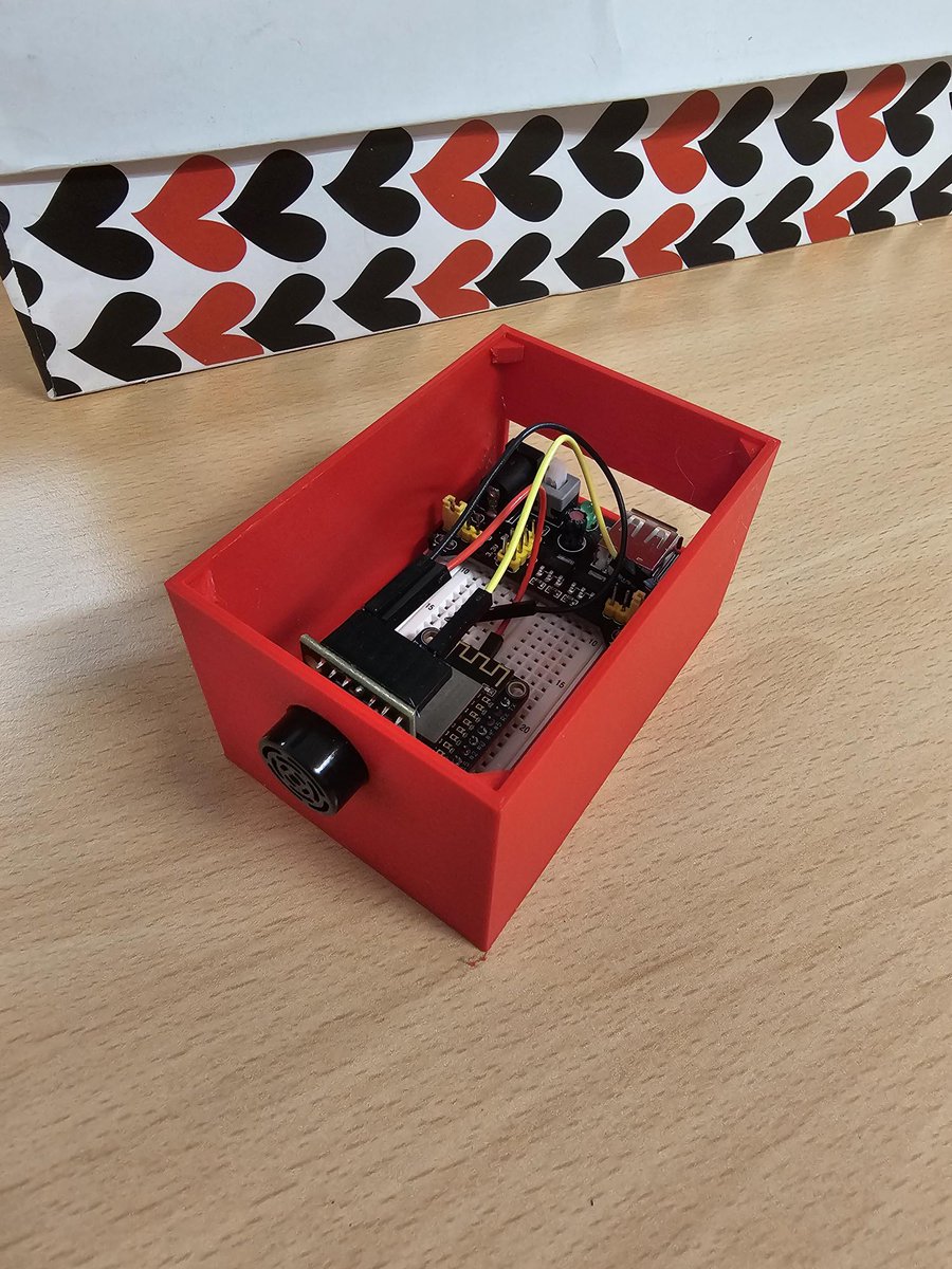 Pollutwin tweet media