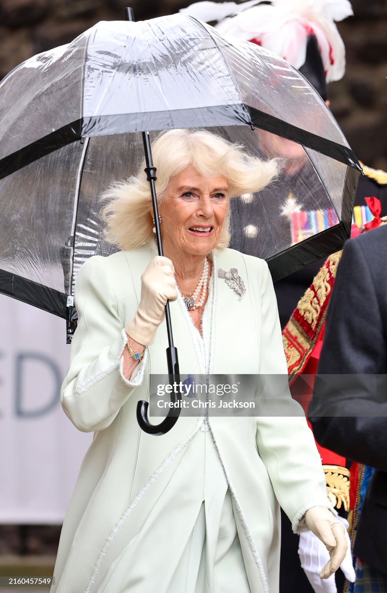 nocontxtcamilla's tweet photo. βοΈ #RoyalWeek #HolyroodWeek π΄σ §σ ’σ ³σ £σ ΄σ Ώ https://t.co/FvdDmdjuJg