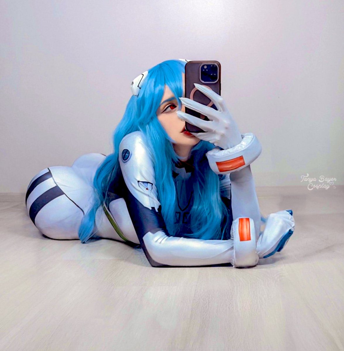 —-Buenos días! ☀️ Quien gusta romperme el orto!? ❤️🖤