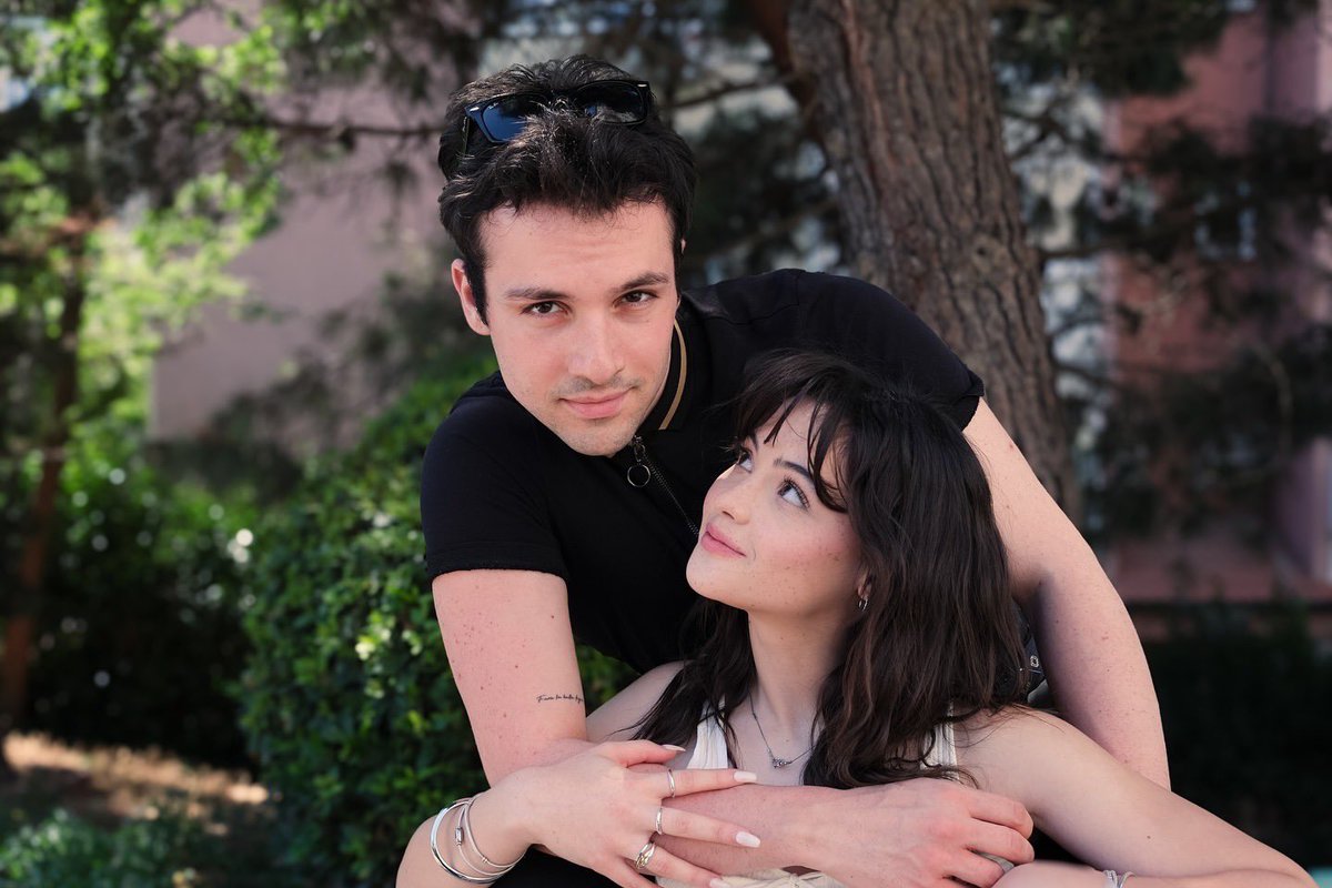 #3391Kilometre filminin devamı olacak olan #SıfırKilometre filmi 1 Kasım’da vizyona girecek.