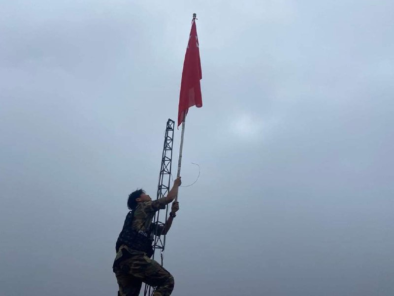 Somewhere in Mogok today.
Flag of PDF fly on the highest peak in the city.
Precise location unknown.