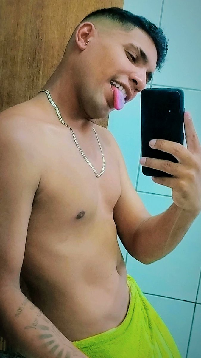 BSillva7's tweet photo. 🔥boa tarde😝 https://t.co/O2ziAXIiUs