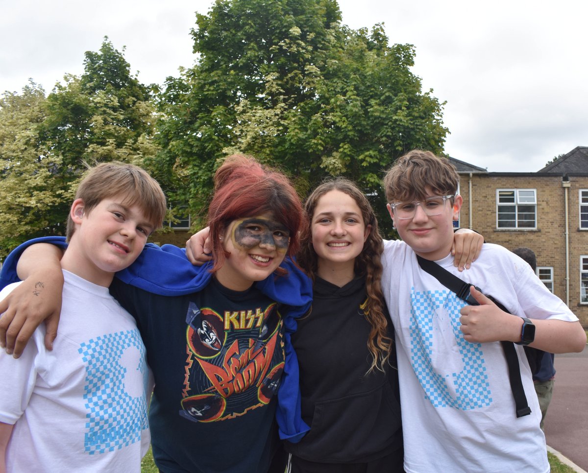 maryhareschool's tweet photo. A quick peek into today's Extravaganza activities. Another day packed full of fun, trying something new, and everyone coming together. More photos to come! #ExtravaganzaWeek https://t.co/tZIksKDqCd