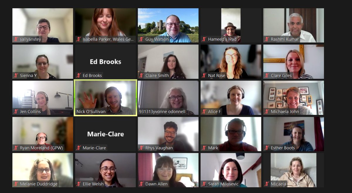 Rydyn ni wedi cael cwpl o ddiwrnodau gwych yn croesawu aelodau newydd ein Bwrdd Seinio!

Gan ddechrau gyda sesiwn sefydlu ddydd Mawrth, treuliodd yr aelodau heddiw yn cymryd rhan yn eu hymgynghoriad cyntaf un ochr yn ochr â'r garfan bresennol!

#YchwaneguEichLlais #GenomegCymru