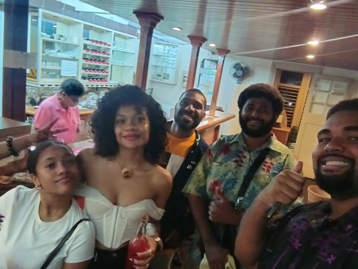 JimRaiwalui_'s tweet photo. Fiji's first ever TV series
Suva City !! cast and crew get together.
#teamfiji
#filmfiji
#SuvaCity https://t.co/asxBG8B1Fr