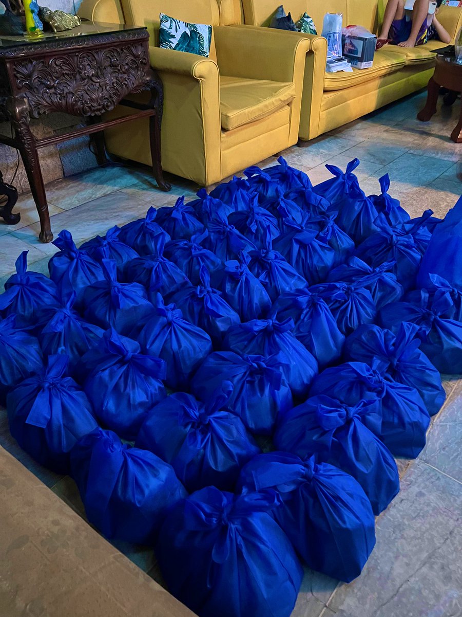 waffleguyy's tweet photo. โBundles of Joyโ secured and ready to be distributed this Saturday during our upcoming Project Medical Mission.
Iโd like to thank all those who purchased our ๐ชCOOKIES. Your purchase made this possible. Thank you for all your support. ๐ฅฐโจ #communityoutreach #cookiesforacause https://t.co/yX3MYnpgWb