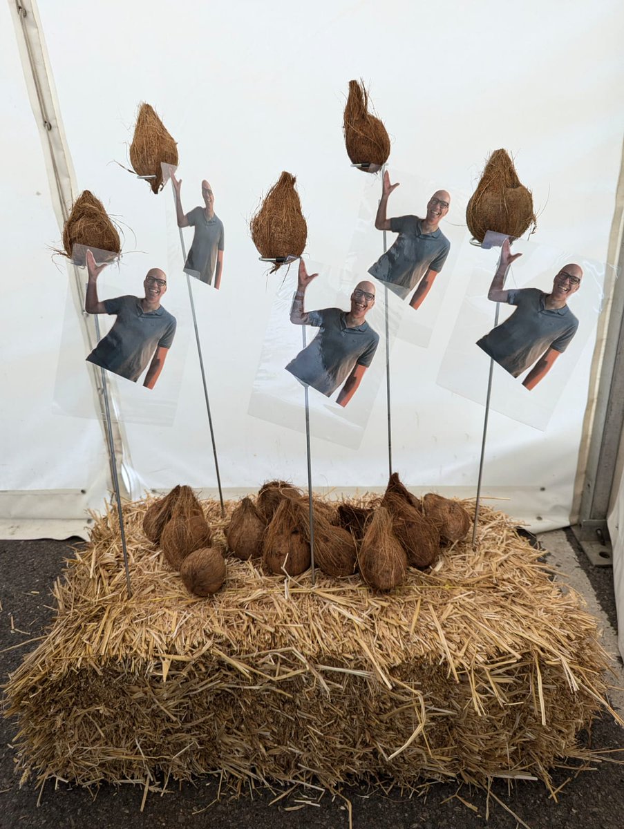 🤔Is this our best ever work...?

Tomorrow <a href="/EducationFest/">Festival of Education 🇬🇧</a> you can 'roll up, roll up' and win prizes on our... 🥁

Rob Coe-conut shy.

Yes, you read that correctly, Coe-conut shy!