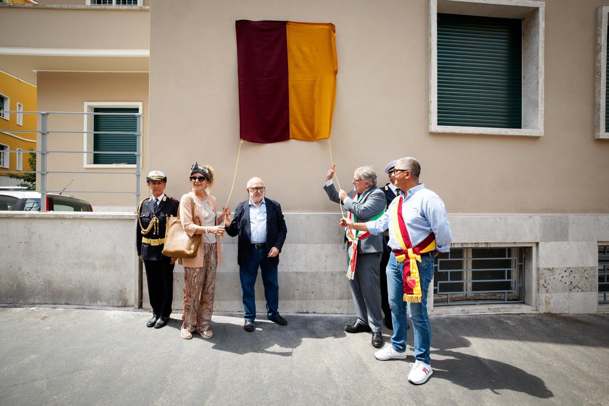 FondBellonci's tweet photo. L’11 giugno del 1944, a una settimana dalla liberazione di Roma, si riuniva in casa Bellonci il primo nucleo di scrittori, artisti e intellettuali che sarebbe stato un punto di riferimento della rinascita delle arti nell’Italia democratica. https://t.co/ZxEOr3A9gb