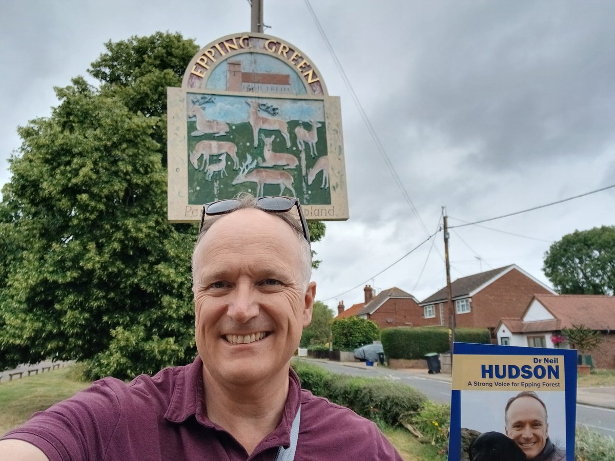 DrNeilHudson's tweet photo. Really good support on the doors in some of the more rural parts of #EppingForest.
Epping Green, Epping Upland  &amp; the edge of my old stomping ground of Thornwood.
People supportive of our @Conservatives plan:
✅️Protecting pensions
✅️Doubling free childcare
✅️Cutting taxes https://t.co/xJTESSCcL7