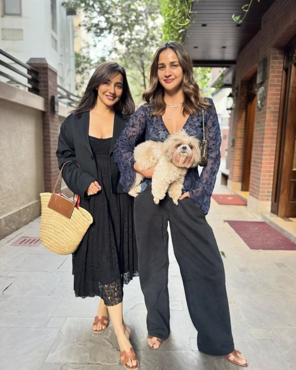 Neha Sharma tweet media
