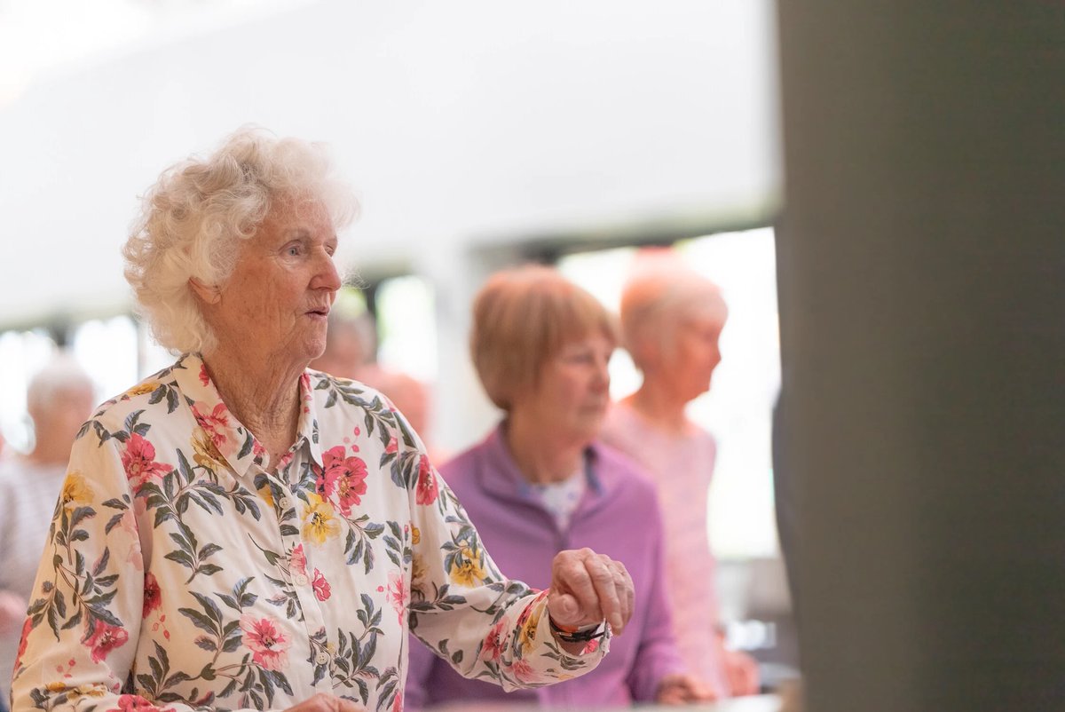 healthwatchws's tweet image. Melody for the Mind  

Join @WSCCLibraries for their informal dementia-friendly singing group, open to all and designed to boost mood and wellbeing. Enjoy refreshments, singing and a chat. 

Last Wednesday of every month 10.30am - 11.30am #HorshamLibrary