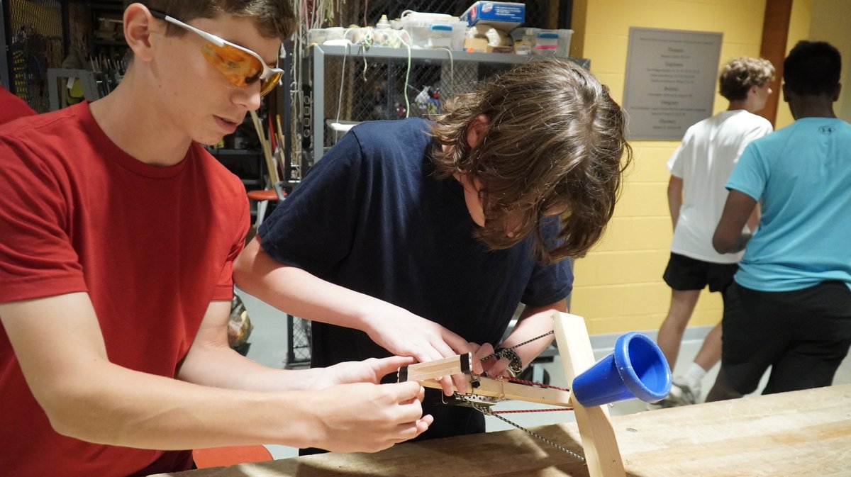 Pioneer Robotics tweet media