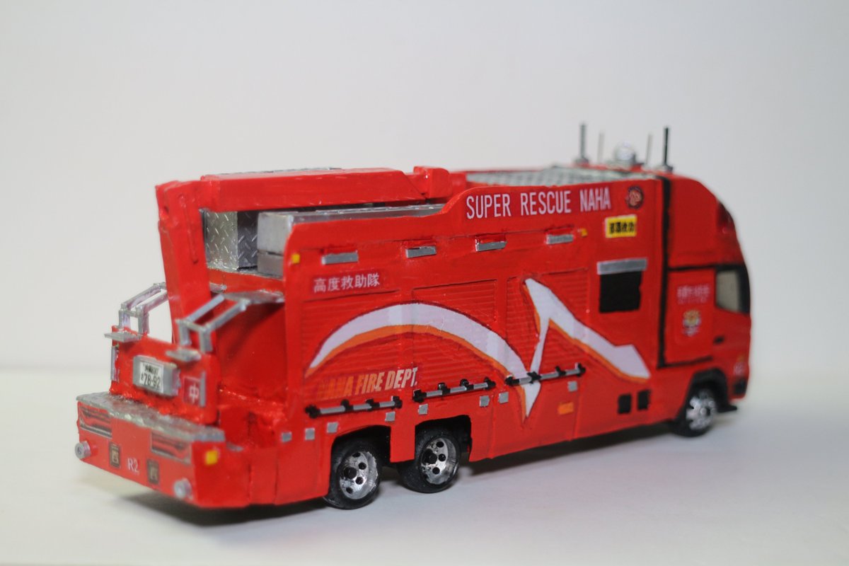 依頼製作品の那覇市消防局 高度救助隊 大型救助工作車が完成しました