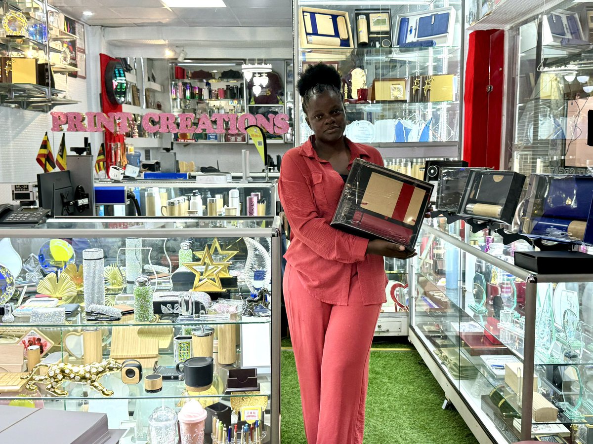 Milly_nassolo's tweet photo. Get all your unique branded products as pretty as you ever imagined, from pens to T-shirts, Notebooks to all kinds of Promotional Items. 

kindly send @PrintCreations1 a WhatsApp or call them on 0702 683317 https://t.co/d8Utj7x3Jo
