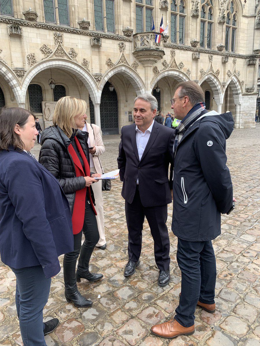Au-delà de nos différences politiques, unis contre l’extrême droite.

Merci à <a href="/xavierbertrand/">Xavier Bertrand</a> pour ce soutien. Nous ne sommes pas d’accord sur tout, mais ce qui nous rassemble est plus fort que ce qui nous divise.

Dimanche, votez pour une voix forte pour l’Arrageois.
#circo6202