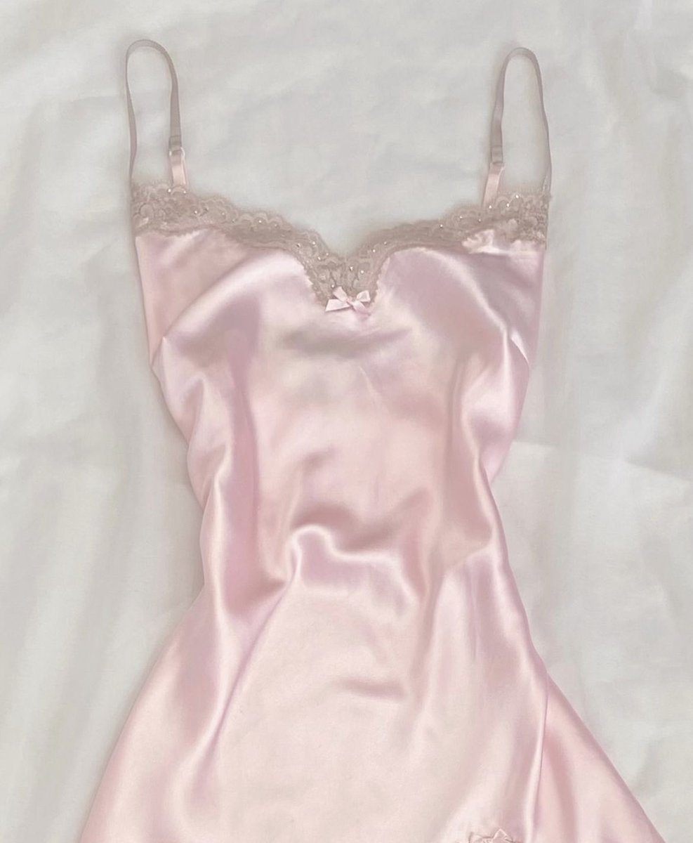 𝒫 (@lvspink0) on Twitter photo 