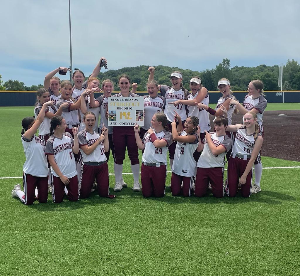 ShenFilliesSB's tweet photo. Congrats to junior Peyton Athen on breaking the school single season record for strikeouts! 192 and counting! @IGHSAU https://t.co/RCio3pavFt