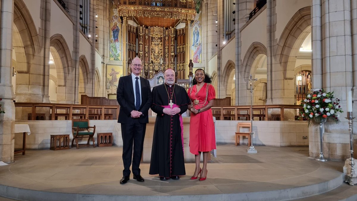 A wonderful Concert this evening with <a href="/LordMayorLeeds/">Lord Mayor of Leeds 2025-26</a> and Bishop Marcus Stock to mark the Centenary of the Dedication of Leeds Cathedral. Superb singing from the Cathedral choirs.