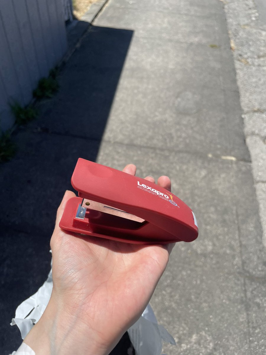swampthingcity's tweet photo. one of my best thrifting finds yet… the lexapro stapler https://t.co/CRNRSGAR60