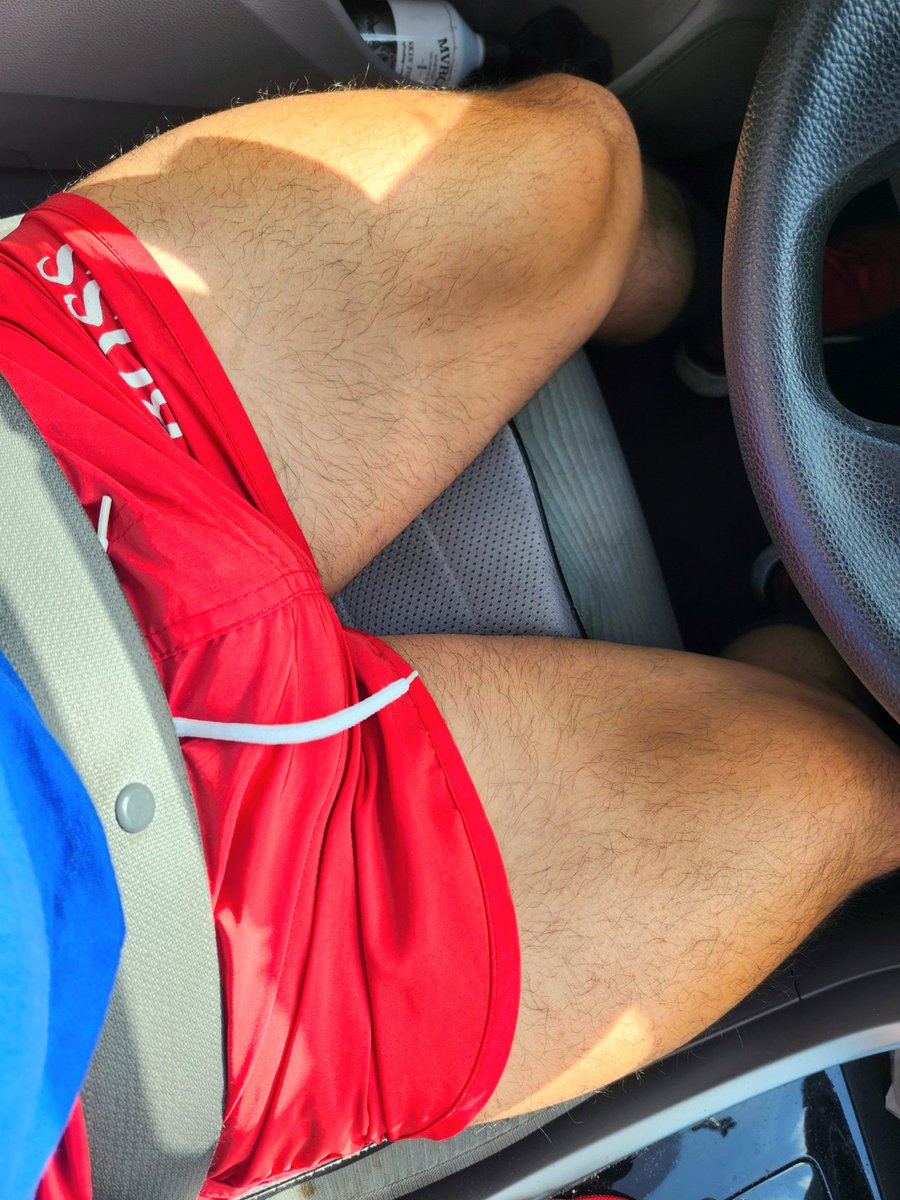 AndyDom13's tweet photo. @StevieTrixx Hey. Total bi top here https://t.co/FROGFMhmxq