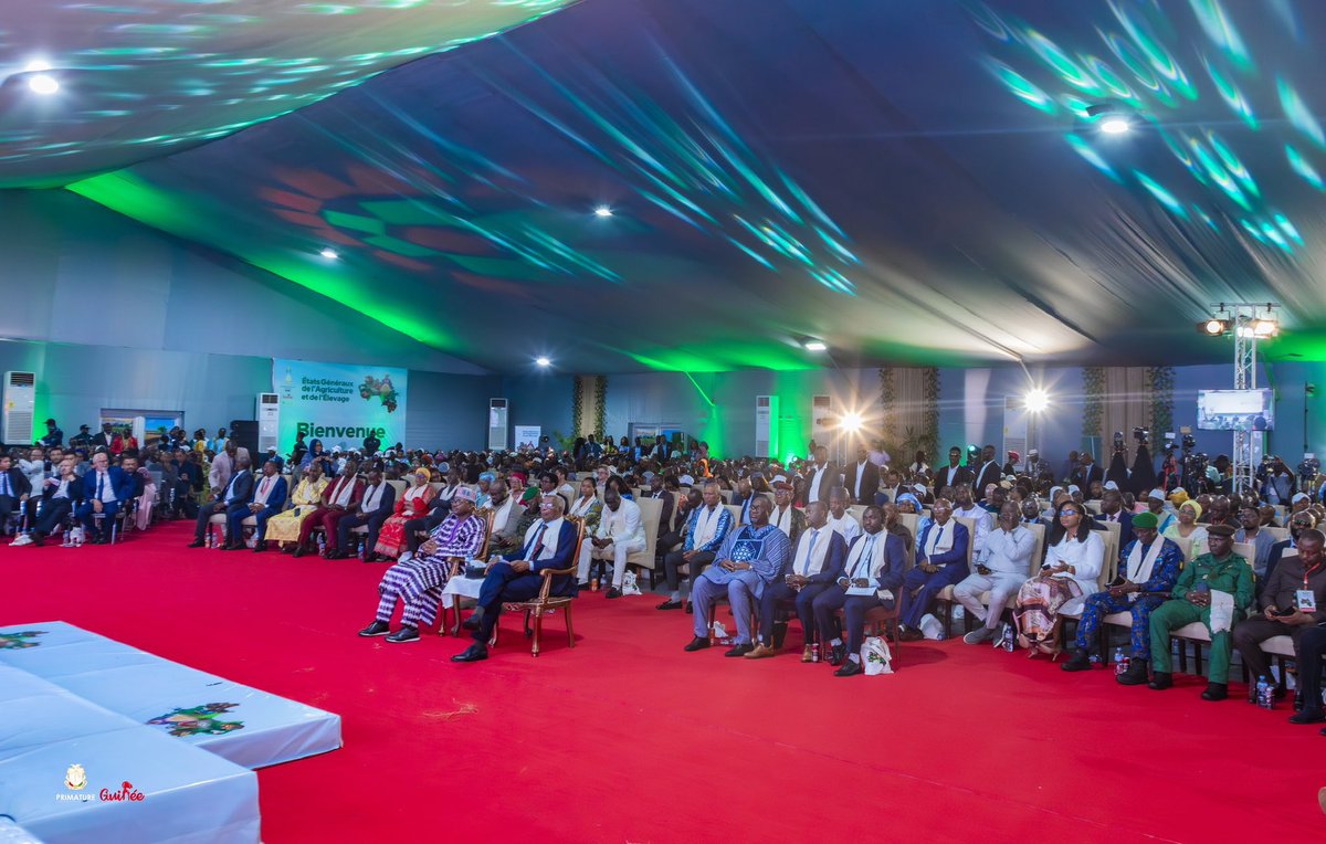 RwandaAgri's tweet photo. Aujourd'hui en Guinée Conakry, le Ministre @Ilde_Musafiri a participé à la cérémonie d’ouverture de la première édition des États Généraux de l’Agriculture et de l’Élevage, présidée par le Premier Ministre guinéen @bahourykigna. https://t.co/nmvxjp0sAA