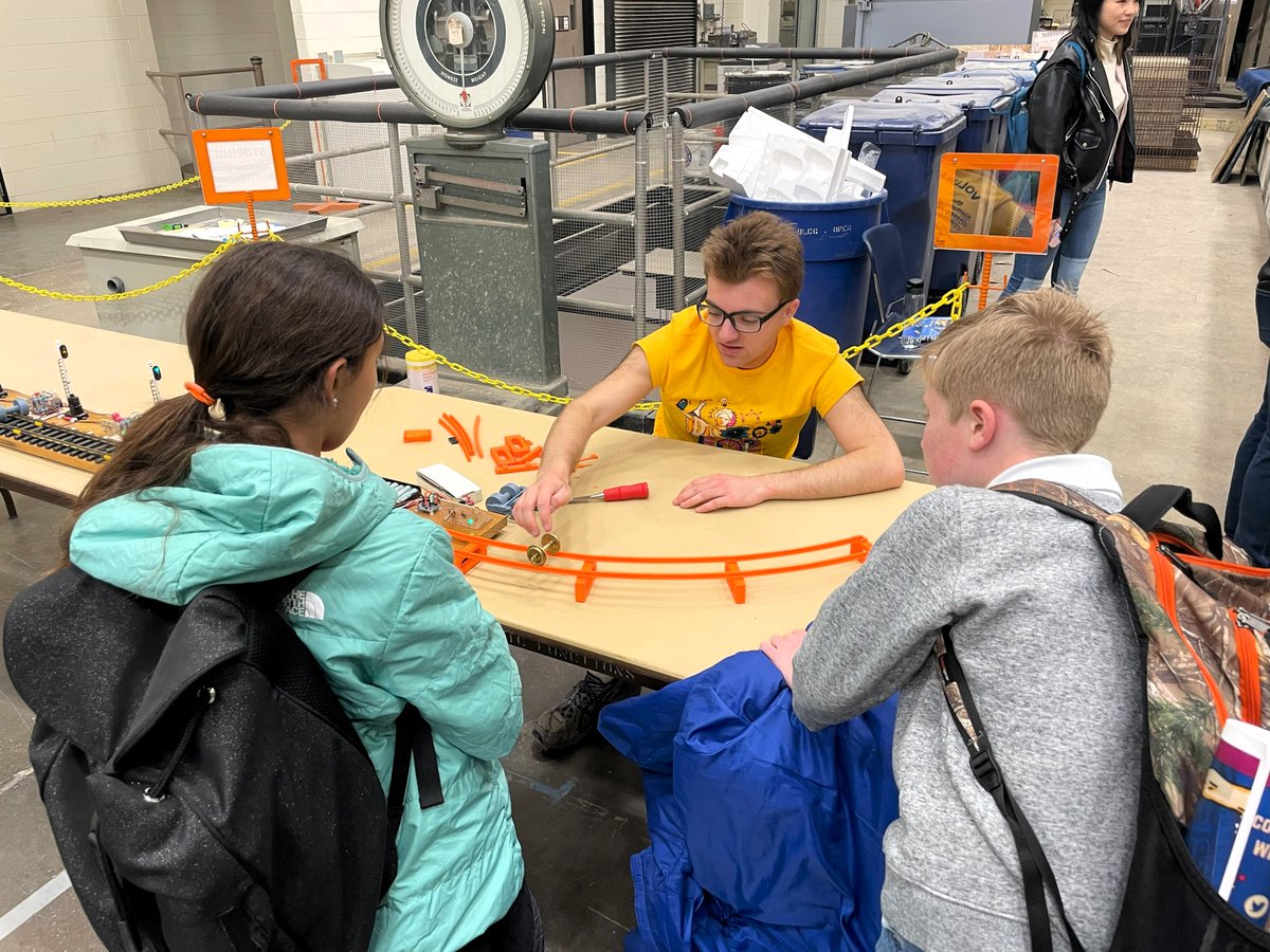 Civil and environmental engineering students representing RailTEC, UIUC chapter of AREMA, and Illini Rail Club shared their passion for rail engineering design and railroad operations at the 102nd Engineering Open House on April 5-6 at the University of Illinois Urbana-Champaign.
