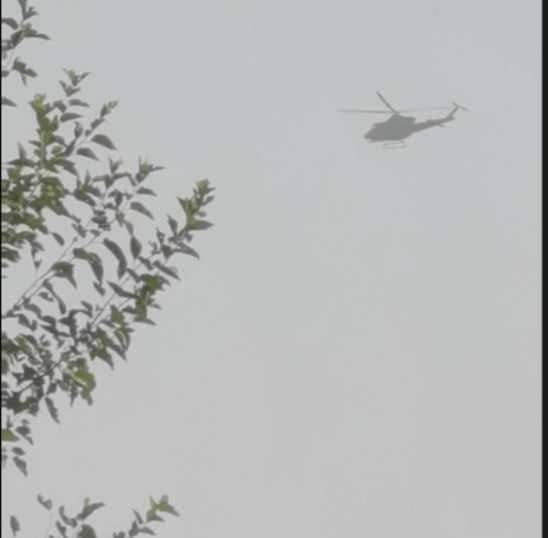 LoverForces's tweet image. میرالی شمالی وزیرستان میں حسو خیل پاکستانی فوج کے یونٹ پر فائرنگ۔دونوں طرف سے شدید فائرنگ کا تبادلہ۔
Bell-412EP اور AH-1 کوبرا سیکورٹی فورسز کو کور دے رہے ہیں۔