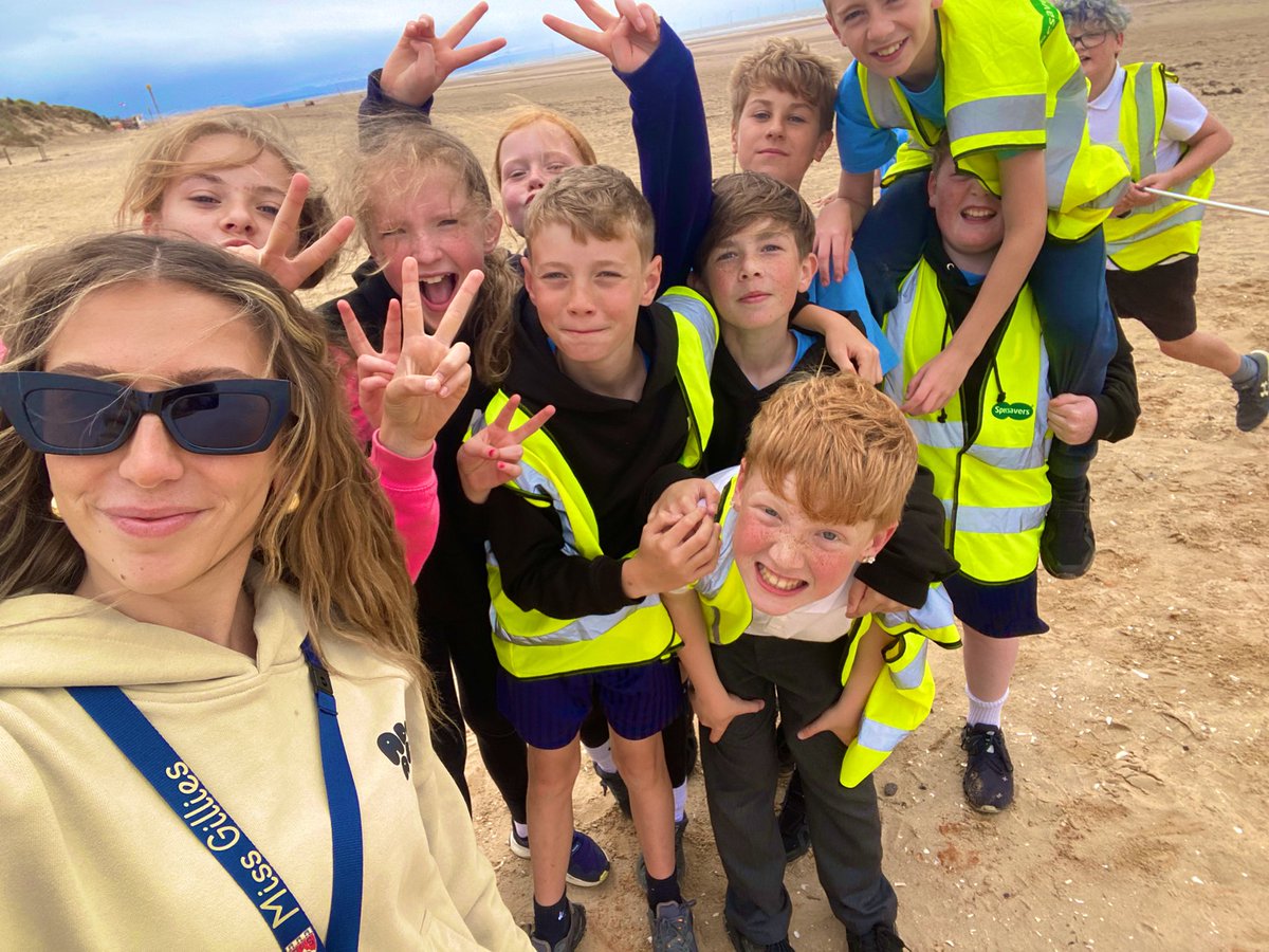 A fantastic trip doing our bit for our local marine environment. Today, Y6 took part in a beach clean up to conclude our Geography unit ‘Why do oceans matter?’. We managed to collect 4 bin bags full of rubbish. Go team! 🚮🏝️😁 <a href="/NTFormby/">National Trust Formby</a> #RCPgeography #SaveOurOceans 🌊