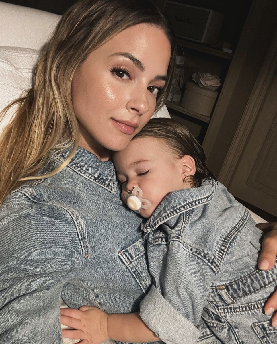 Denim on denim 😍 matching 👖