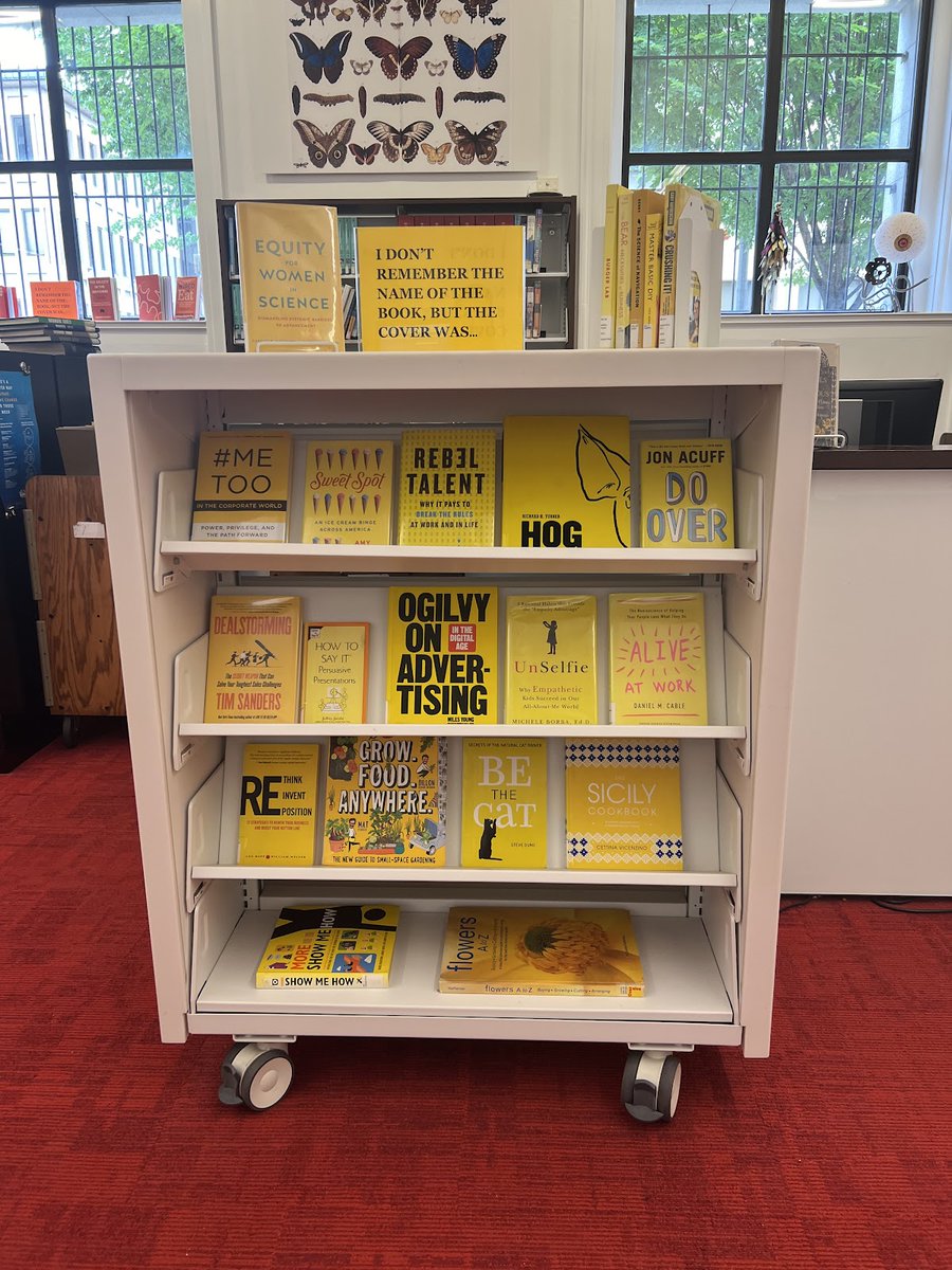 STLpubLibrary's tweet image. Can&apos;t remember the title? No worries! We&apos;ve got you covered.
#BookDisplay #CentralLibrary