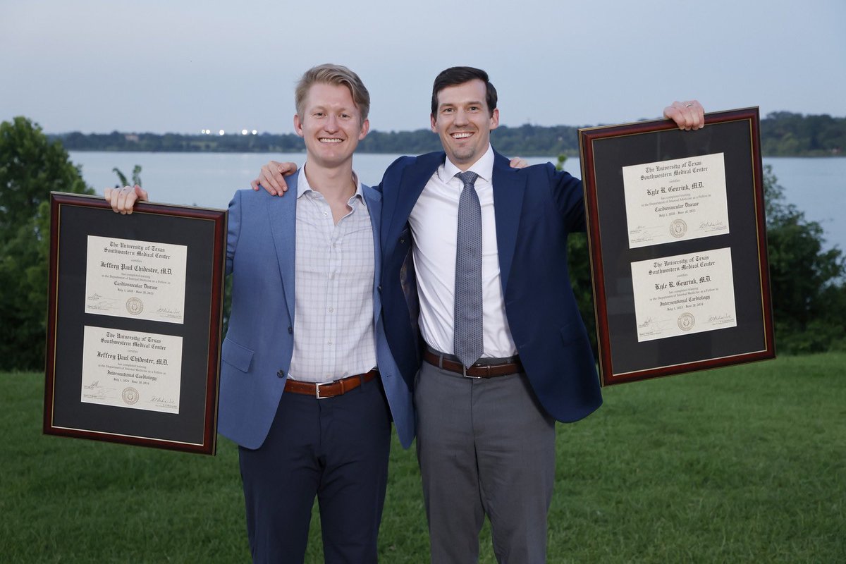 Jeff_Chidester's tweet image. 7 years in Dallas come to a close, great training in Medicine/Cardiology/IC at @UTSWInternalMed @UTSWCardfellow Excited to be back in Virginia for Structural Heart training at @UVACardsFellows