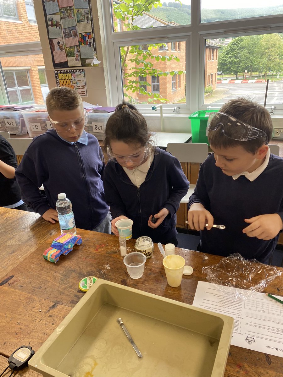 Pengeulan Primary (@pengeulanpri) on Twitter photo Year 5 had a great day with <a href="/MACS_Technology/">MACS Technology</a>, science and Maths today. We loved the sessions #dissolving #cars #problemsolving Year 5 had a great day with <a href="/MACS_Technology/">MACS Technology</a>, science and Maths today. We loved the sessions #dissolving #cars #problemsolving