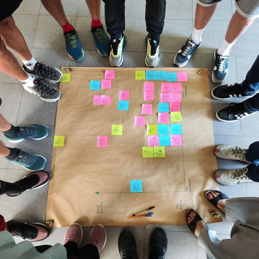 Avui nova visita al CP de Quatre Camins, amb l’equip transdisciplinar de la <a href="/BlanquernaFPCEE/">Blanquerna FPCEE</a> i <a href="/esportcpcat/">Tècnics d'Esport C.P</a> 

Escoltant i construint propostes per millorar el paper de l’esport en les dinàmiques de tractament de les persones internes #EsportInclusiu 💪