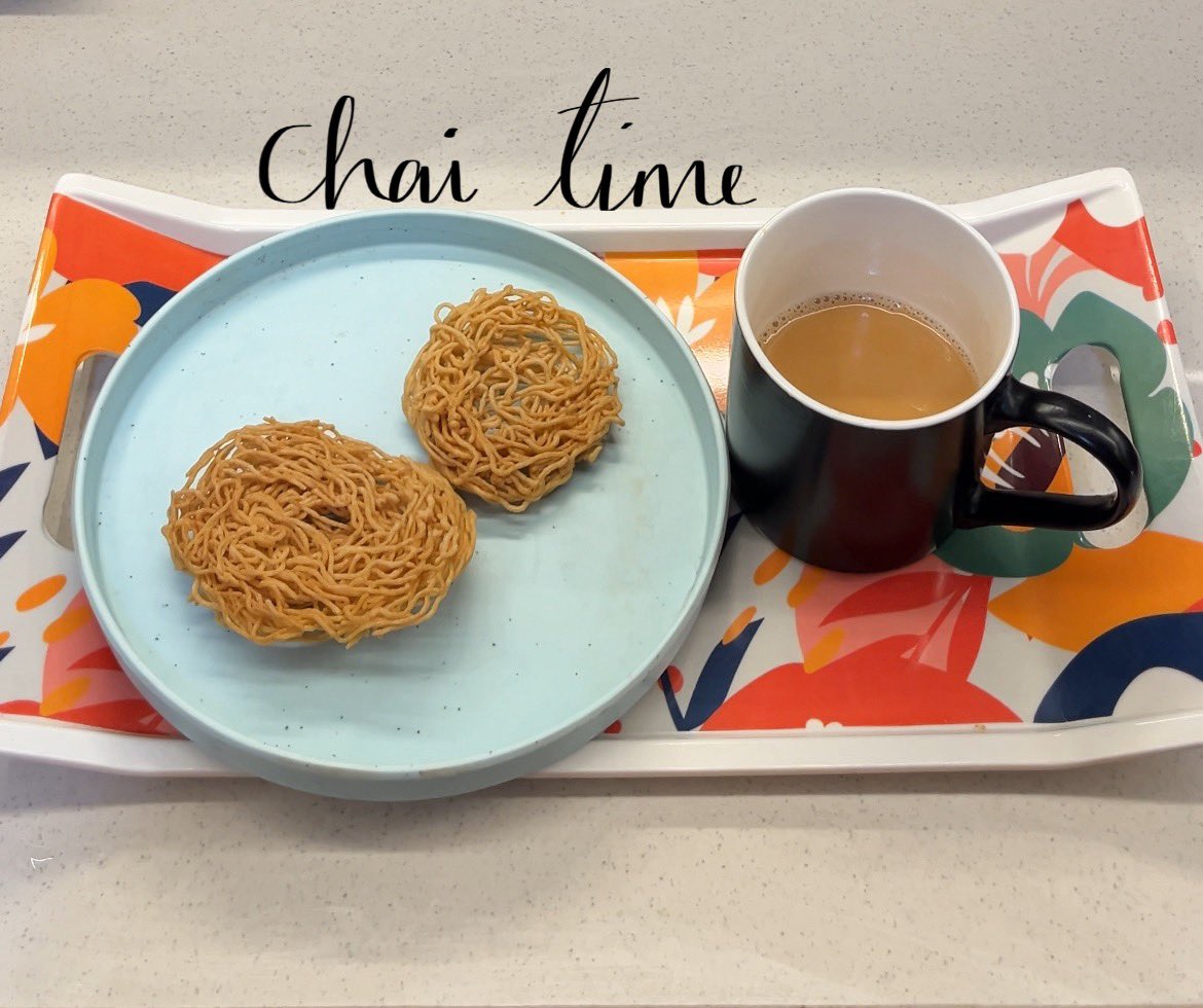 ohgodbijlee's tweet photo. Day 08 of using @X as my daily journal:
β It was a lazy Wednesday that turned interesting after it rained heavily.
β I made some adrak wali chai and spent some βme timeβ. π€
#xjournal #dailyjournal https://t.co/4gJEF0j2z3
