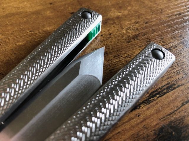 ZippyBalisong's tweet photo. Astral, type Z. Spacers are available now for the @flsbalisong Astral. They provide a deeper sound, positive jimping, and 2x new balance configurations with removable tungsten weights. Choose from less end-weight, match the stock balance, or add additional end-weight. https://t.co/gzjznv0KqN