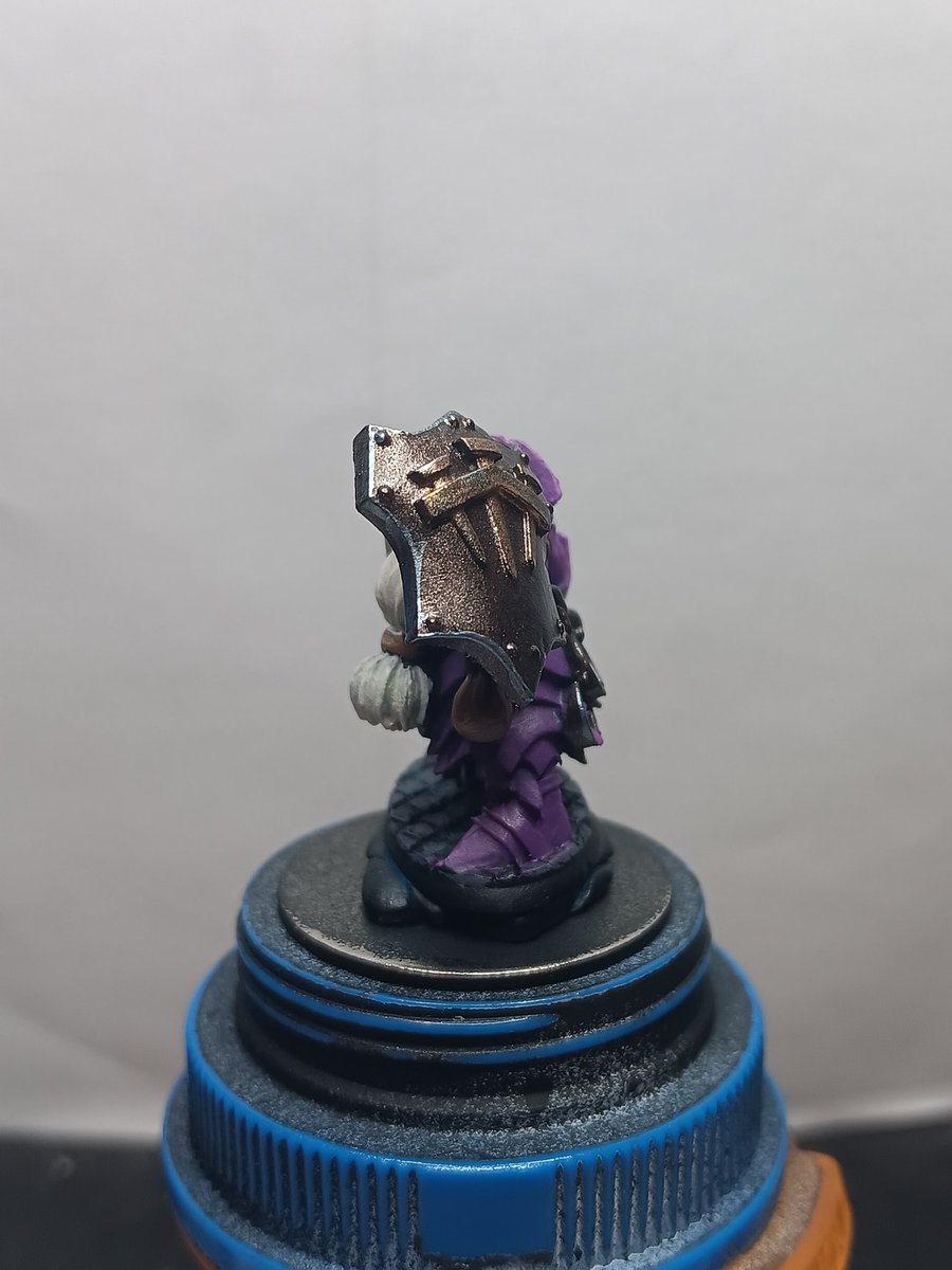 LodgeTtv's tweet photo. Got this guy painted up during the down time. I'll have some side by side pics of the original model I painted in a few days https://t.co/SPsLDxgYkV