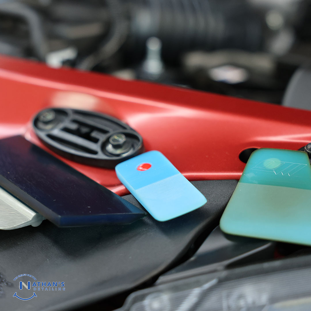 NathansDetail's tweet image. Meet the unsung heroes of our detailing magic! 🧽✨ Our trusty squeegees keep every inch spotless. Precision in every swipe! #DetailingTools #ShineExperts