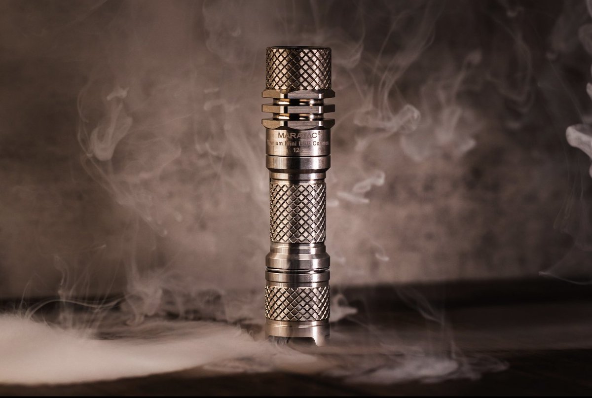 countycomm's tweet photo. 🔥🔥Titanium Mini LEP Cosmos - Laser Flashlight 14500 By Maratac®🔥🔥
.
.
.
.
#LEP #flashlight #pocketdump #titanium #cosmos #maratac #laser #beam #countycomm #cc #ccedc #everydaycarry #edc https://t.co/om9OsXf90Y