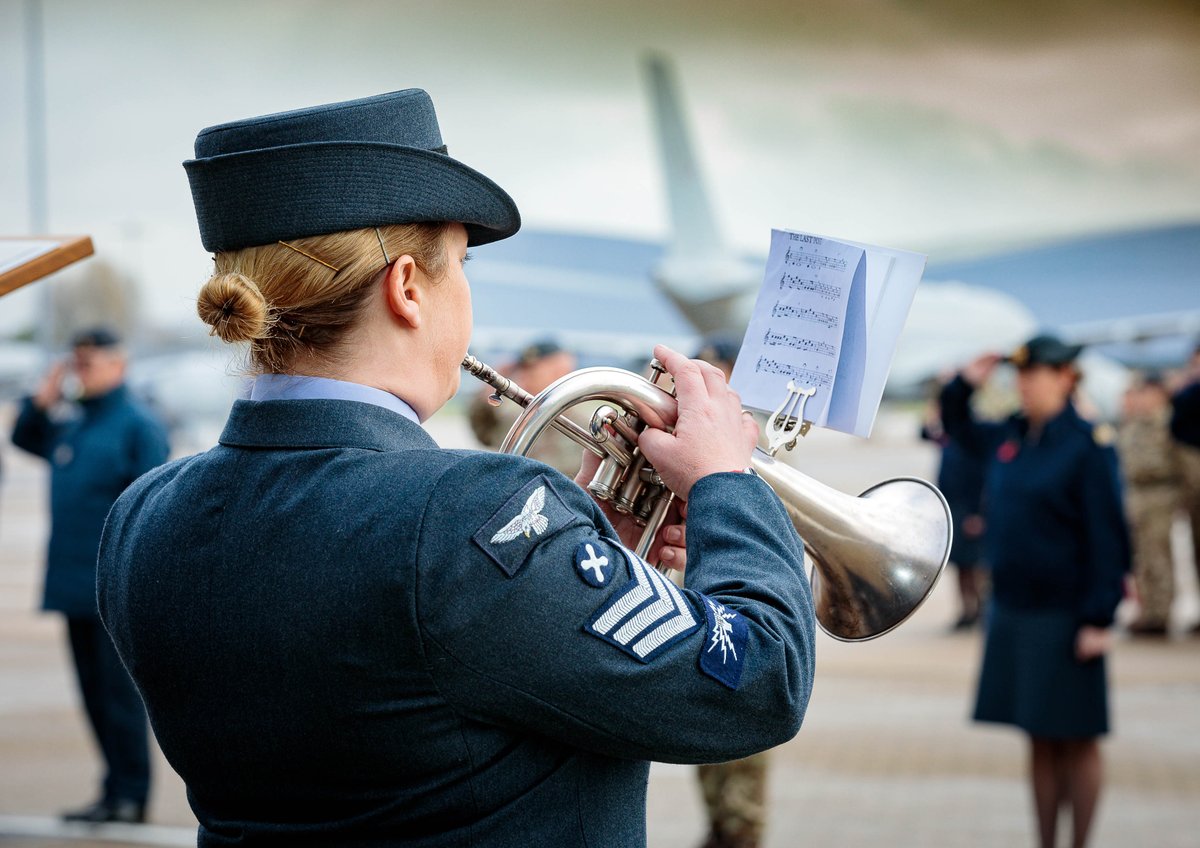 📅 <a href="/LothiansVets/">Lothians Veterans Centre</a> is hosting a social event for women #veterans on Sat 6 July, 2-5pm, at the Scots Guards Club, Edinburgh. 

Attendees can connect with other women veterans and will have the chance to share their views with <a href="/FemaleVeteranTP/">Female Veterans' Transformation Programme</a>.

Learn more: eventbrite.co.uk/e/female-veter…