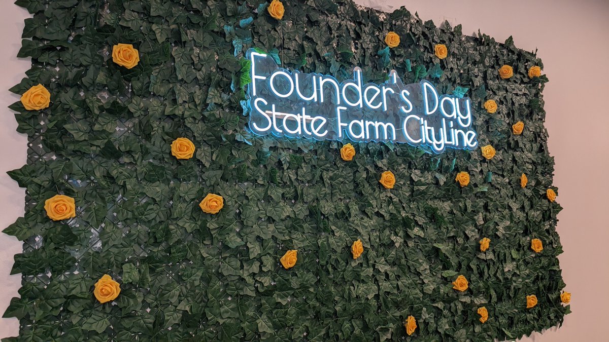 State Farm's citylink Community Center in DFW tweet media