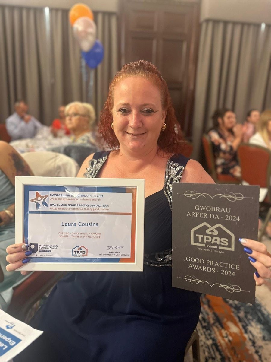 Huge congrats to the amazing Laura Cousins <a href="/TPASCymru/">TPAS Cymru</a> Tenant Of The Year. She’s only bloody won it!!! #GoodPracticeAwards <a href="/Mon_Housing/">Monmouthshire Housing Association (MHA)</a> so incredibly proud of what Laura has achieved ❤️