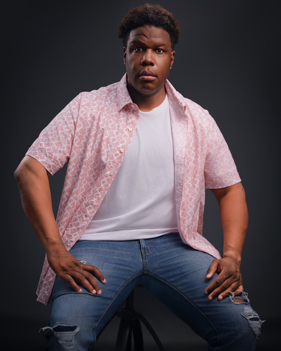 TheRealDTLew's tweet photo. Grateful. That’s all. Just looking to be America’s Next Top Hitmaker. Vote once a day. The link to do so is below. Gracias!
https://t.co/YyBJGIIYdi
📸 Den Sweeney
#DerrickTLewis #LewSieteMusic #TheDLewPodcast #fightforyourdreams #WEBLEAV #BleavNetwork #AmericasNextTopHitmaker #RollingStone #rollingstonemagazine #hitmaker #BelieveInLove #SXSW