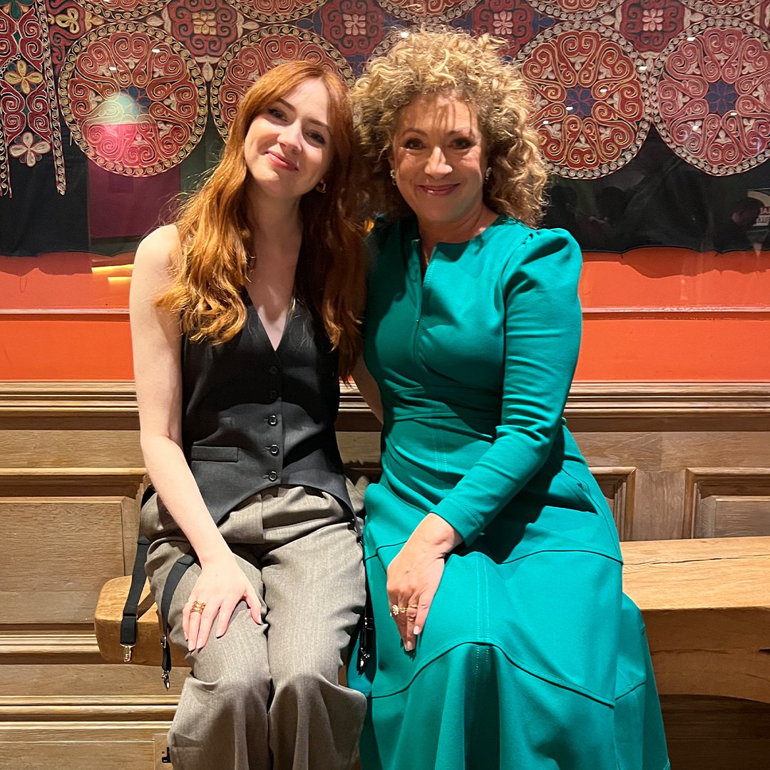 riversongposts's tweet image. 💜