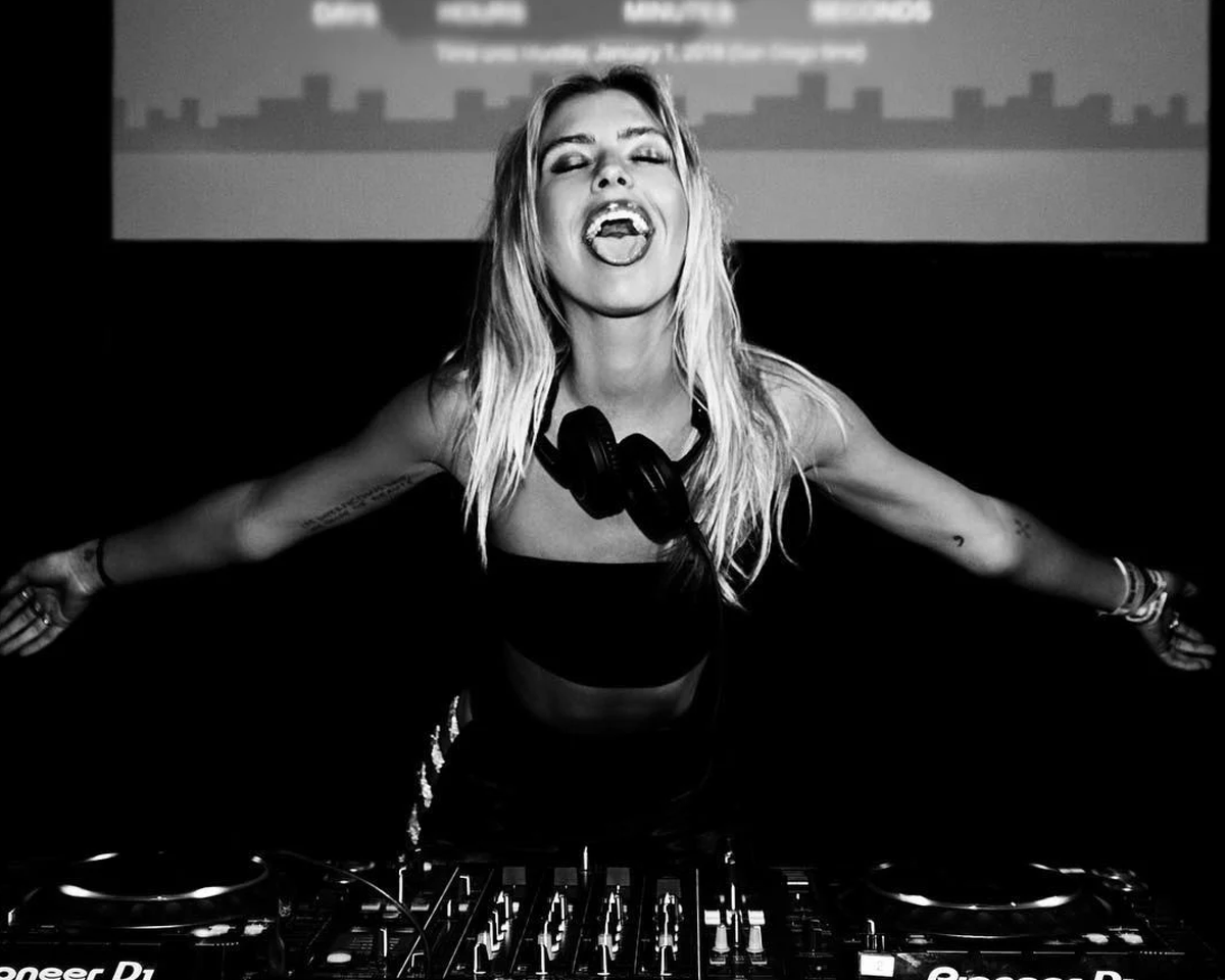 Oxford Social Club tweet media