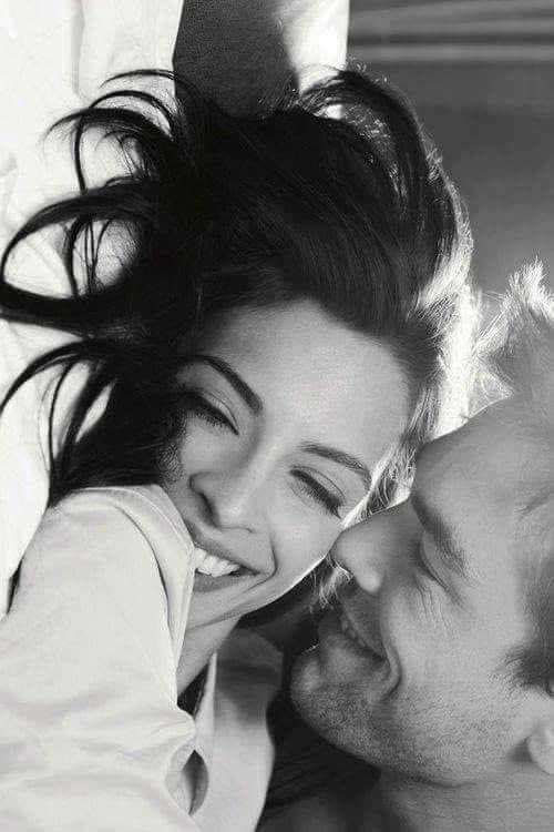 DavLucia's tweet photo. #Èquando ti chiederanno di che colore sono le stelle,
tu dirai che hanno il colore dei ciliegi in fiore
#Equando ti chiederanno cos’è l’amore,tu parlale di noi
E.Lamberti https://t.co/VuRrwLJFw3