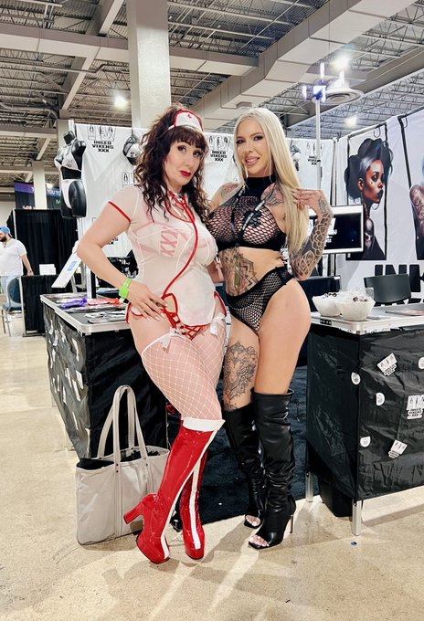@EXXXOTICA Miami Day 1 Photo Drop with the gorgeous &amp; talented @ms_nacke @itscassidyluxe @wendyraine72<a class="tags" target="_blank" title="On Twitter" href="/?out=eyJ0eXAiOiJKV1QiLCJhbGciOiJIUzUxMiJ9.eyJpYXQiOjE3MjE4Nzg0ODEsImlzcyI6InR3cG9ybnN0YXJzLmNvbSIsIm5iZiI6MTcyMTg3ODQ4MSwiZXhwIjoxNzUzNDE0NDgxLCJyZWRpcmVjdF91cmwiOiJodHRwczovL3R3aXR0ZXIuY29tL0VYWFhPVElDQSJ9.BbD-4EteSQB8sSgqAH6GMCHwIHLRcW0qQyovhyyxYPO__fRjascRKqmpAdWFjuP8JCGFt2dGGVpdHggRiKIQlg">@EXXXOTICA</a><a href="/tag/mvsales"class="tags"><span>#mvsales</span></a>