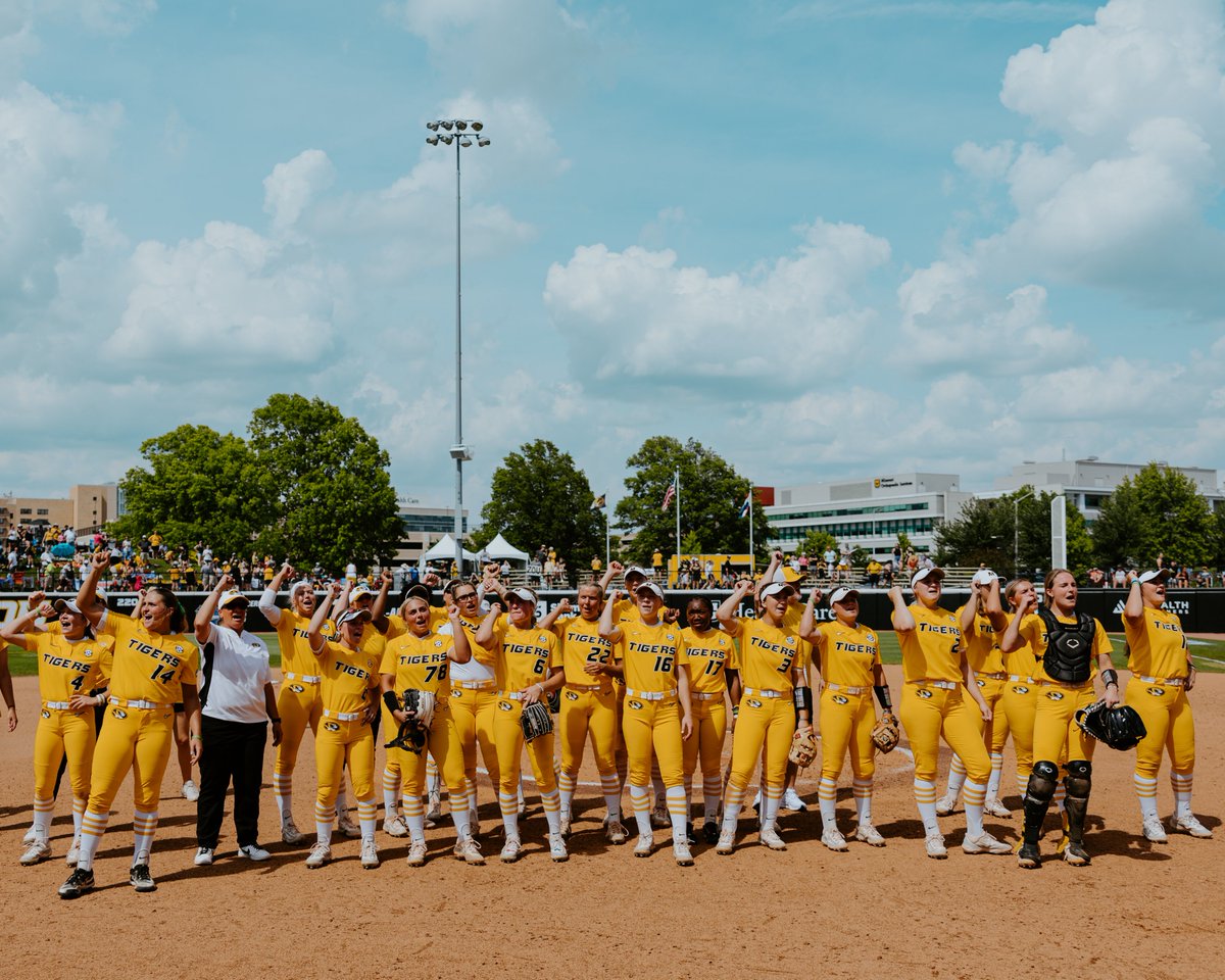 1,500 WINS. 🎉🙌

Mizzou Softball became the 15th program in NCAA history to reach the milestone with its 5-1 victory over Omaha in the 2024 Columbia Regional on May 19!!

#OwnIt #MIZ 🐯🥎
