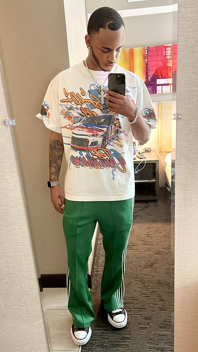 _FREDDIEB's tweet image. 